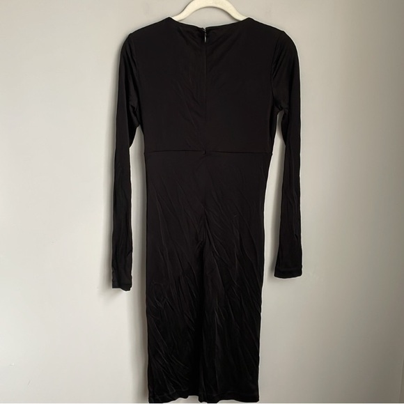 New Diane Von Furstenberg Black Ruched V-neck Rayon Dress Size 4 - Picture 6 of 13